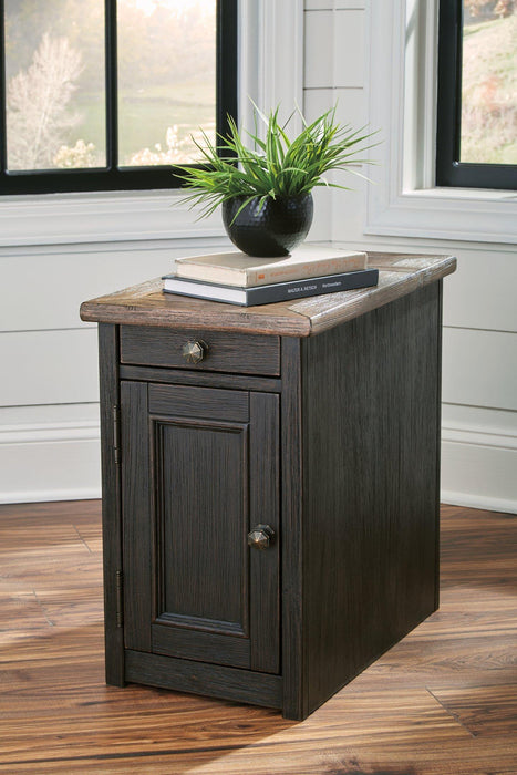 Tyler Creek End Table Set - Royal Furniture & Gifts (MI) - Multi Location