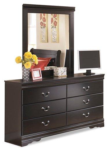 Huey Vineyard Bedroom Set - Royal Furniture & Gifts (MI) - Multi Location