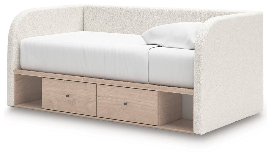 Arloster Upholstered Bed - Royal Furniture & Gifts (MI) - Multi Location