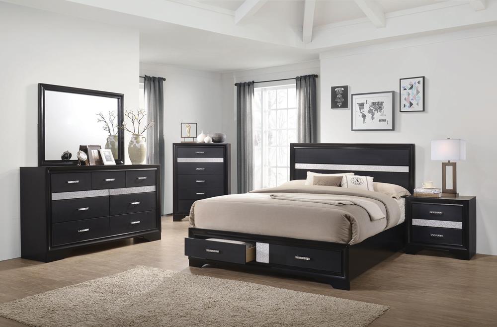 Miranda California King. E.King, & Queen 2-drawer Storage Bed Black & White