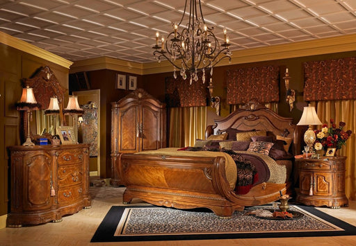 AICO Cortina King Sleigh Bed in Honey Walnut image