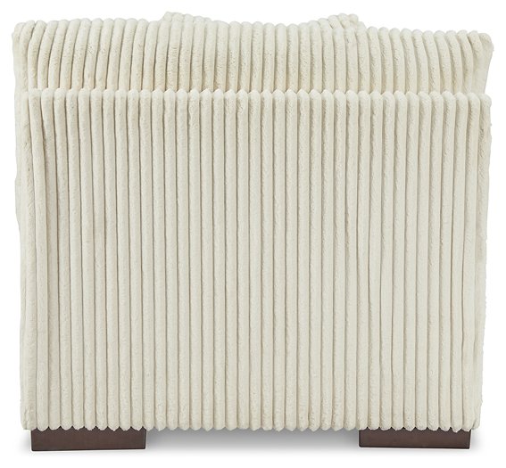 Lindyn Sectional - Royal Furniture & Gifts (MI) - Multi Location