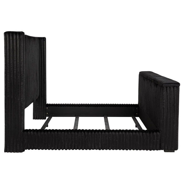 Centergrove Wingback TV Bed - Royal Furniture & Gifts (MI) - Multi Location