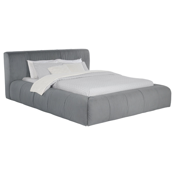 Wilshire Panel Platform Bed - Royal Furniture & Gifts (MI) - Multi Location