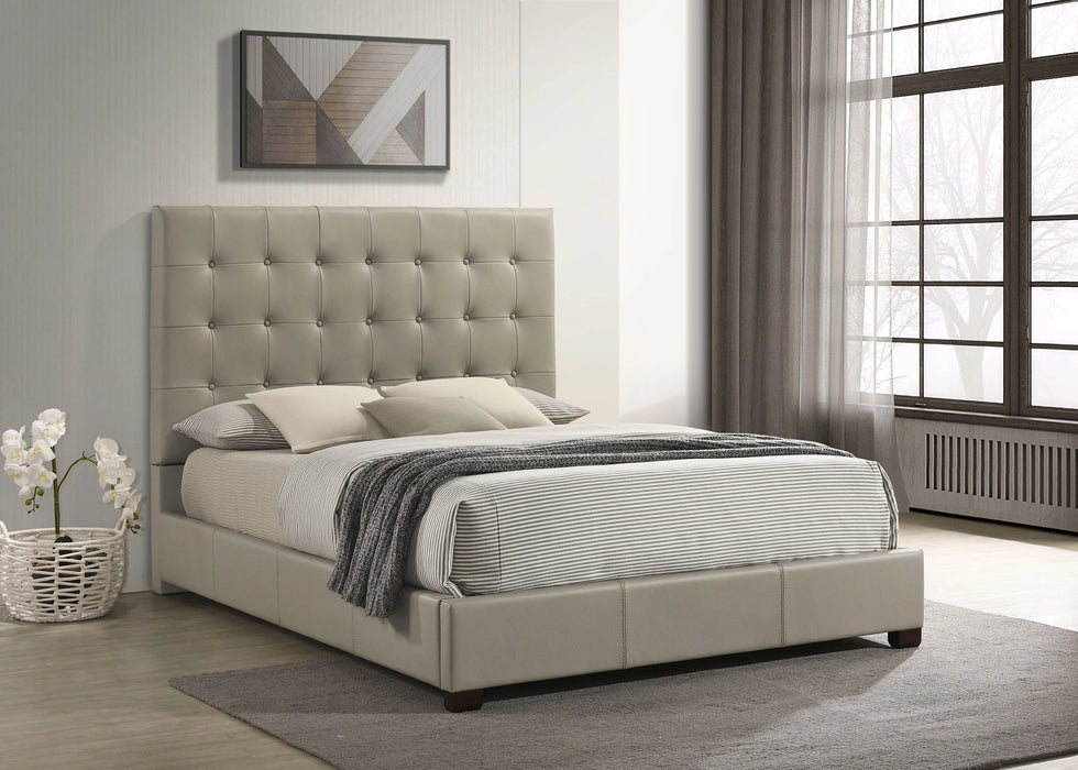 Medley Panel Platform Bed
