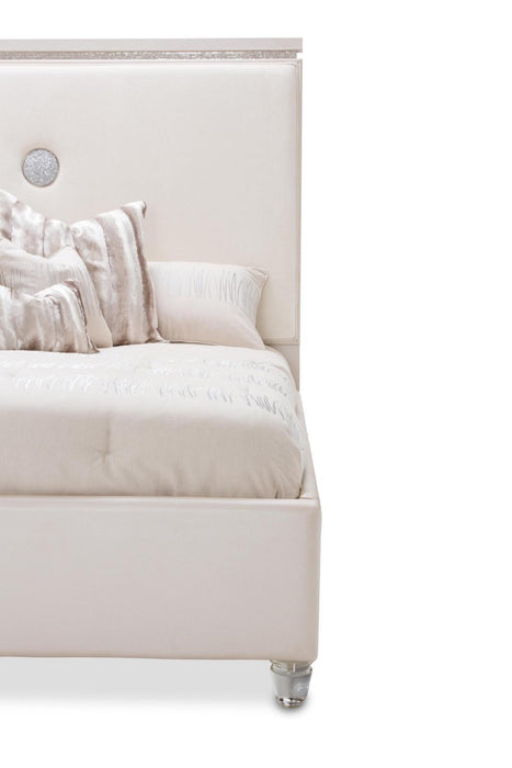 Glimmering Heights Queen Upholstered Bed in Ivory 9011000QN-111 - Royal Furniture & Gifts (MI) - Multi Location