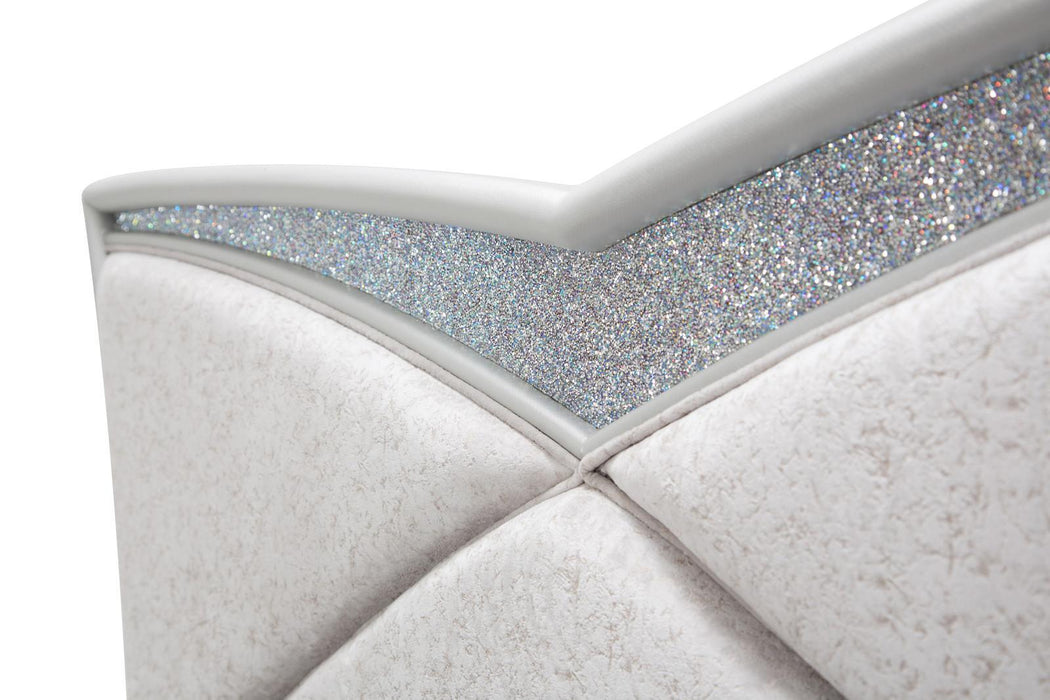 Melrose Plaza King Upholstered Bed in Dove 9019000EK-118 - Royal Furniture & Gifts (MI) - Multi Location