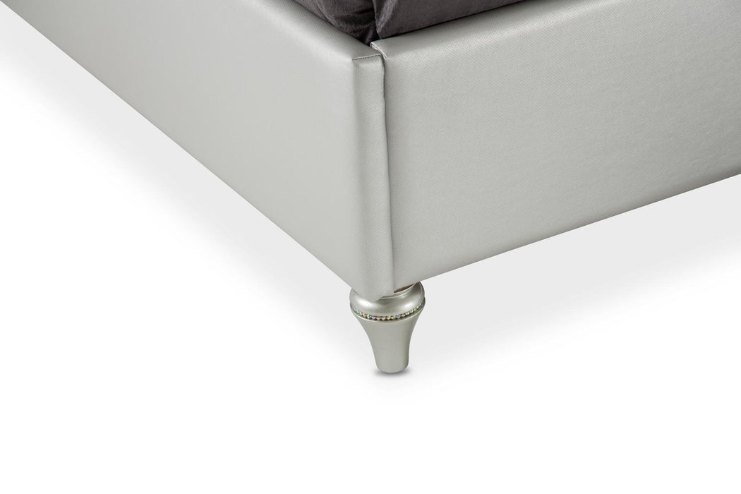 Melrose Plaza Queen Upholstered Bed in Dove 9019000QN-118 - Royal Furniture & Gifts (MI) - Multi Location
