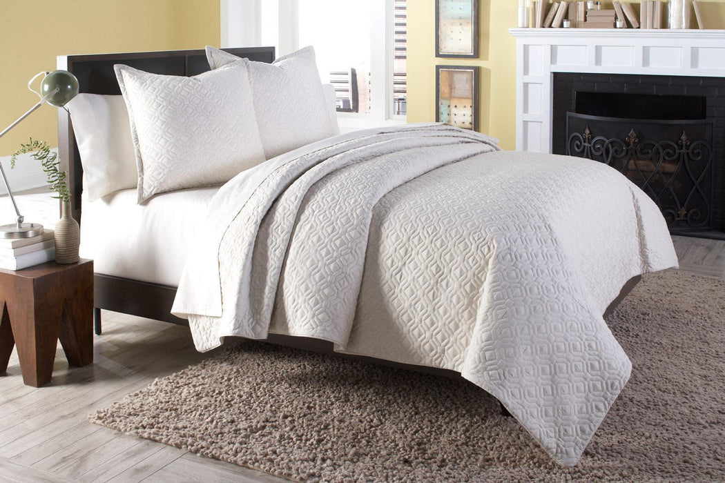 Taylor 3-pc Queen Coverlet/Duvet Set in Linen - Royal Furniture & Gifts (MI) - Multi Location