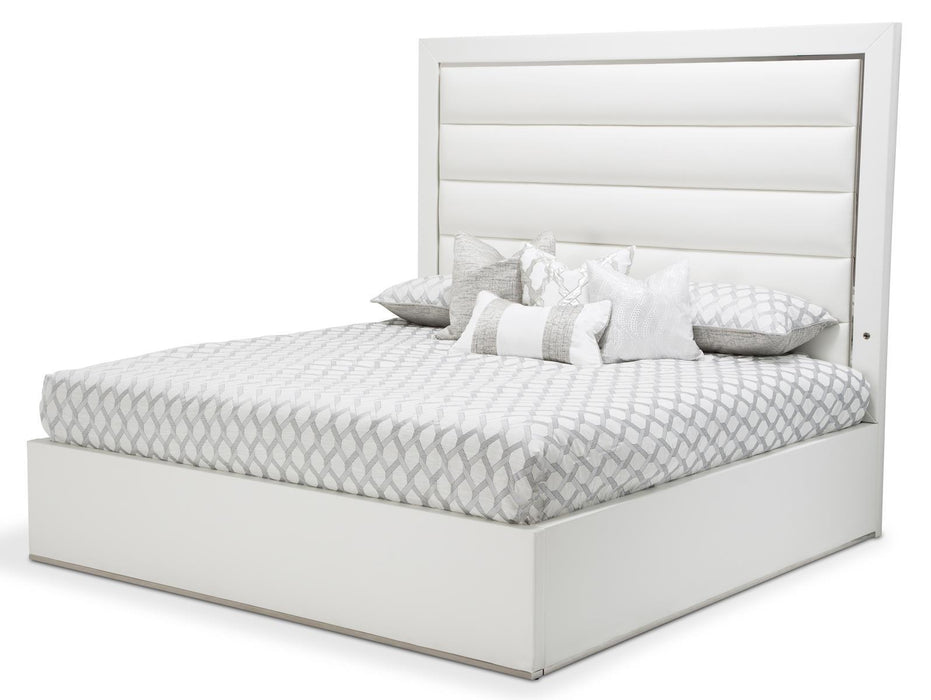 State St Queen Upholstered Panel Bed in Glossy White - Royal Furniture & Gifts (MI) - Multi Location