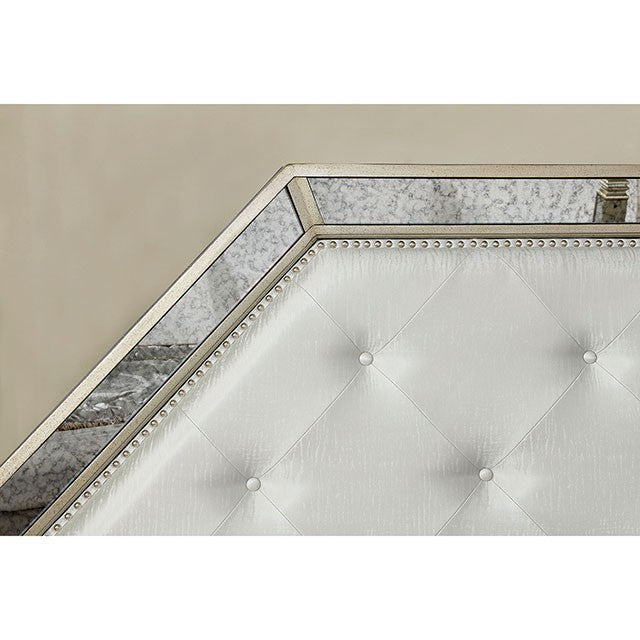 Loraine Bed
