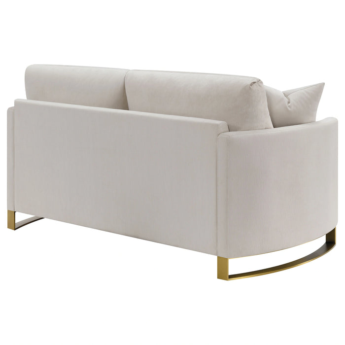 Corliss Loveseat