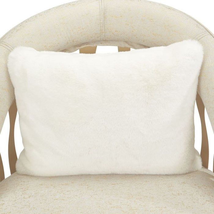 AICO La Rachelle Flame Chair Gold Rush in Medium Champagne
