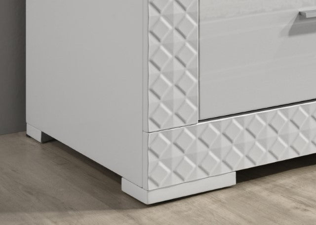 Whitby E.King & Queen Bed - Royal Furniture & Gifts (MI) - Multi Location